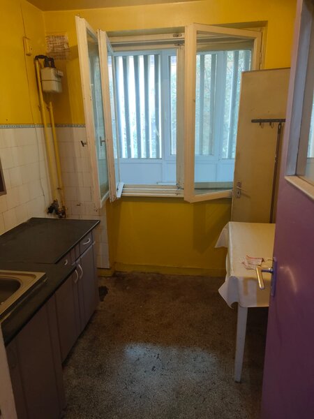 Iancului- metrou, 2 camere etaj 3,